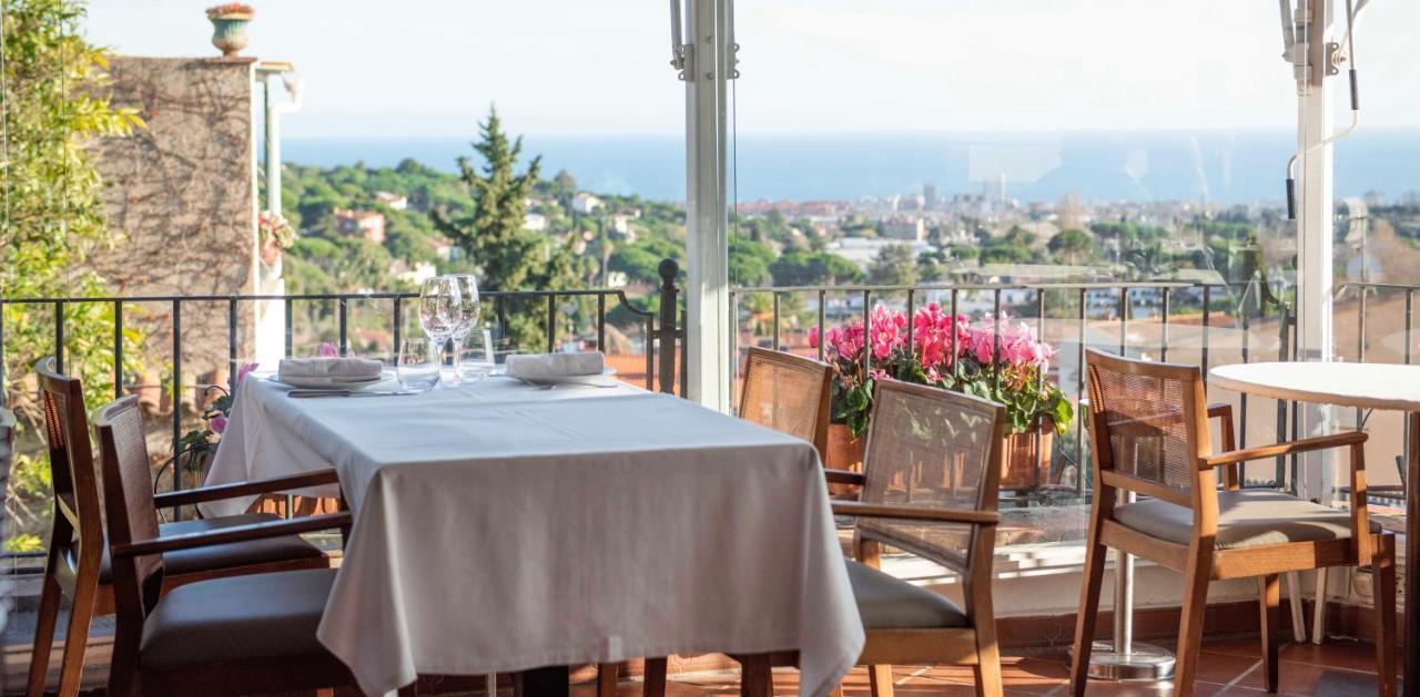 Hostal De La Placa - Hotel Boutique Cabrils Eksteriør bilde