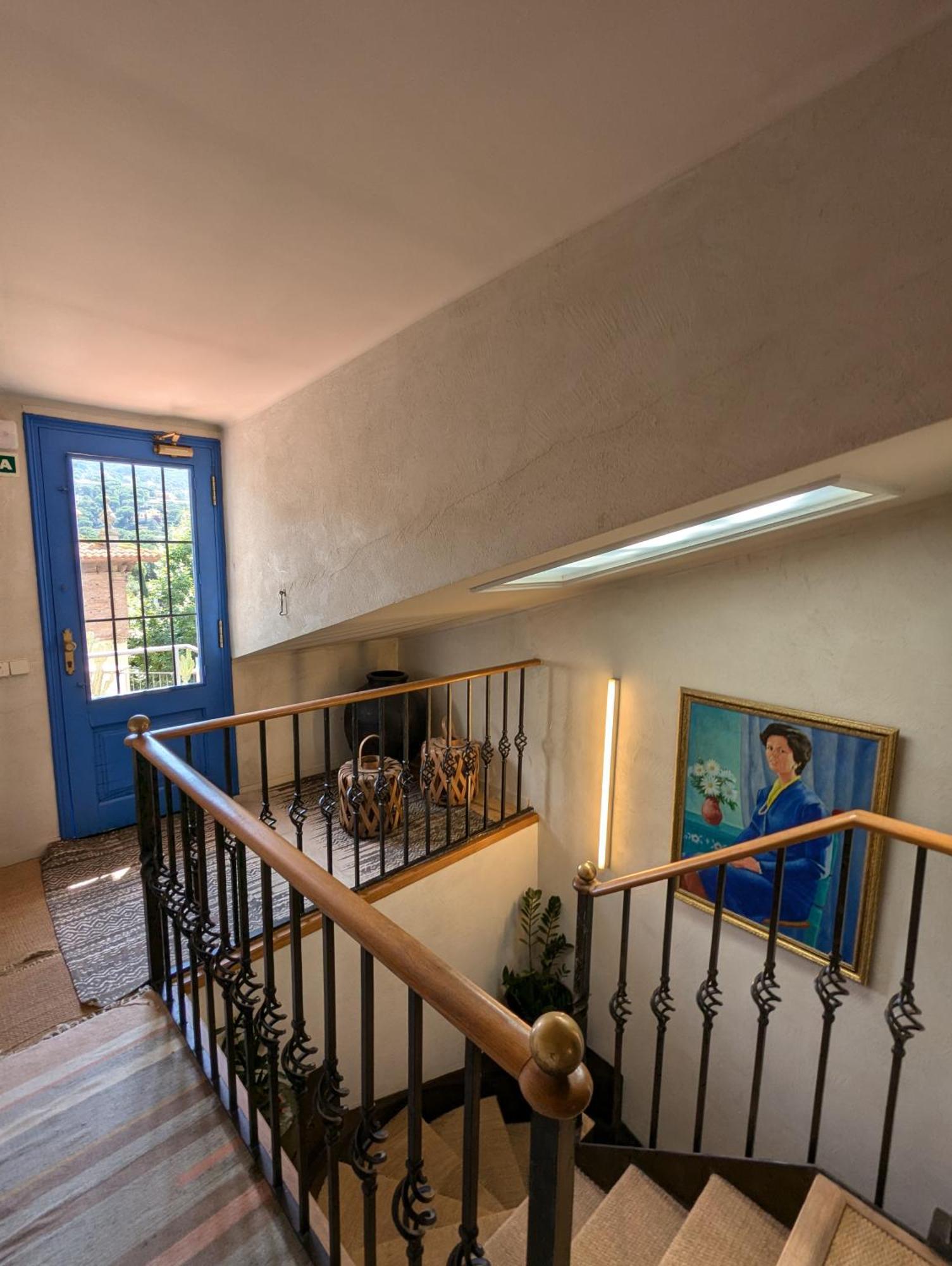 Hostal De La Placa - Hotel Boutique Cabrils Eksteriør bilde