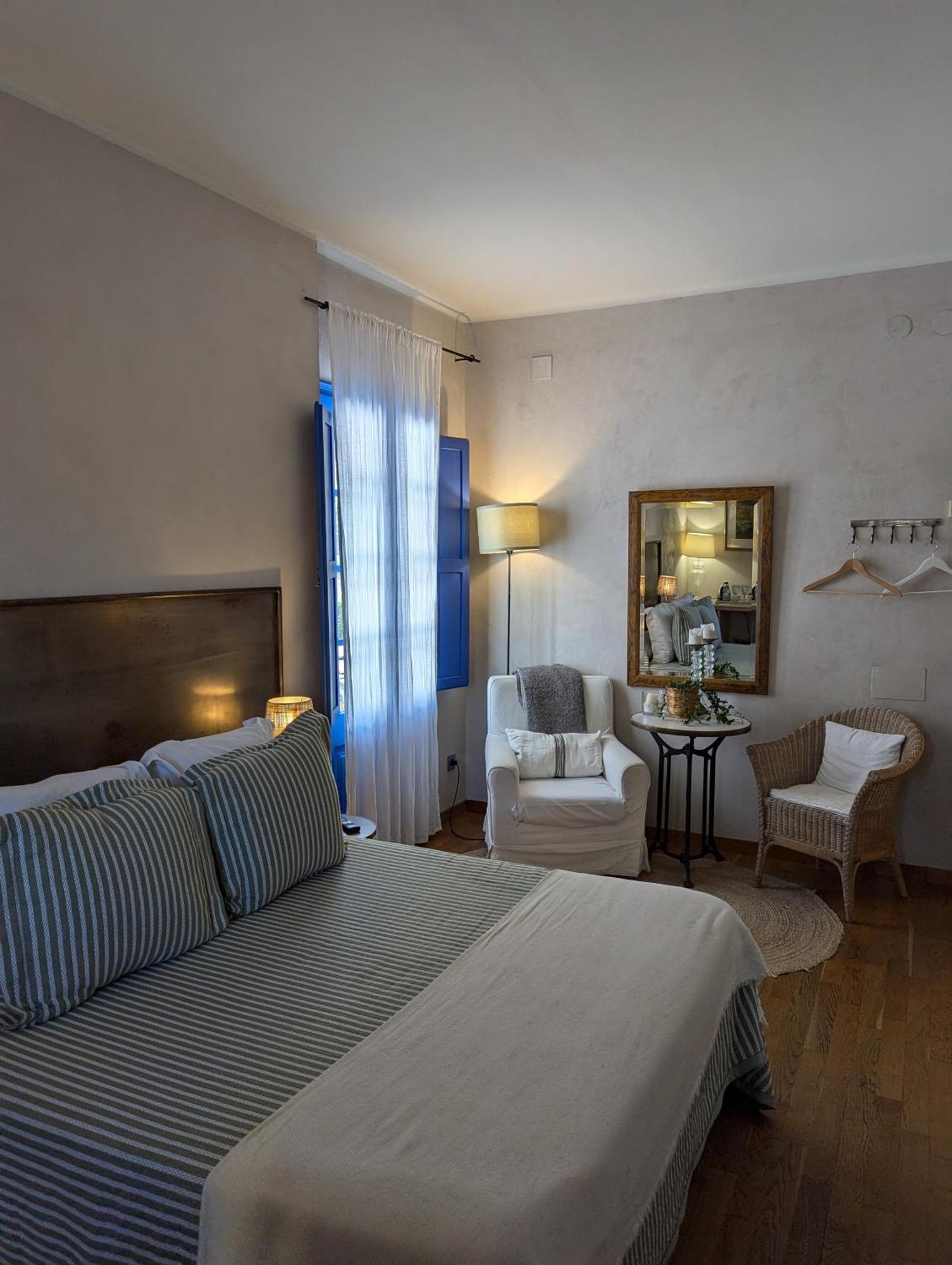 Hostal De La Placa - Hotel Boutique Cabrils Eksteriør bilde
